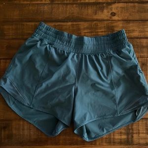 Hotty Hot High Rise 4” shorts